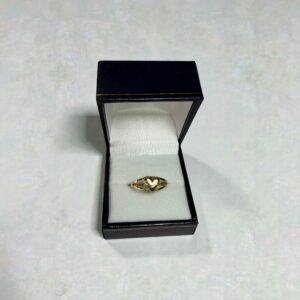 Anillo Corazón oro 18K juvenil