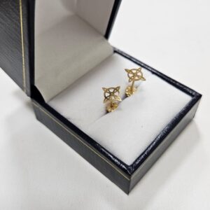 Aros Nudo De Bruja 0.7 Gr 18k