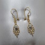 Aros Nórdicos Circón suizo 2,4 Gr 18K