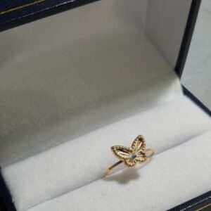 Anillo Mariposa Facetada Oro 18k