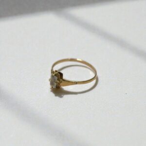 Anillo Chaton Cuadrado Juvenil Oro 18k