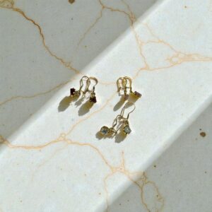 Aros Chaton Colgante Oro de 18K 2.8 GR